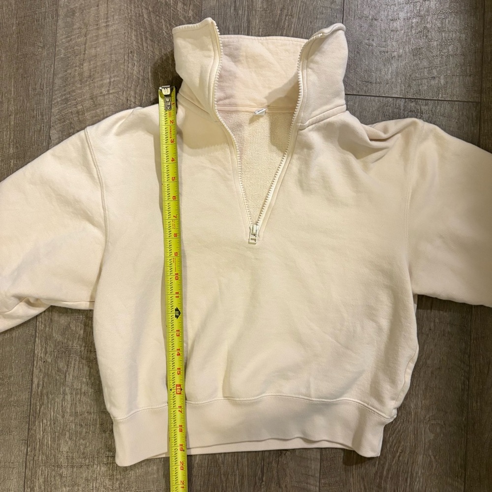Uniqlo Women’s Long Sleeve Cream Ivory Quarter-Zip Sweatshirt Pullover - Picture 4 of 5